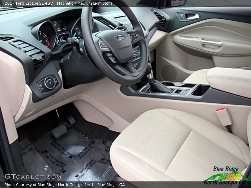 Magnetic / Medium Light Stone 2017 Ford Escape SE 4WD