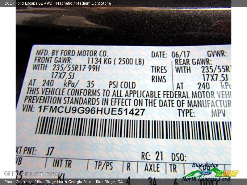 Magnetic / Medium Light Stone 2017 Ford Escape SE 4WD