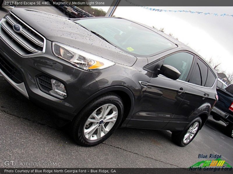 Magnetic / Medium Light Stone 2017 Ford Escape SE 4WD