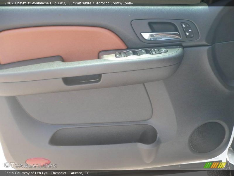 Summit White / Morocco Brown/Ebony 2007 Chevrolet Avalanche LTZ 4WD