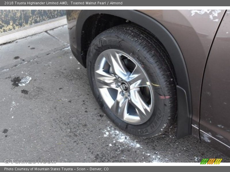 Toasted Walnut Pearl / Almond 2018 Toyota Highlander Limited AWD