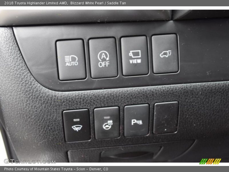Blizzard White Pearl / Saddle Tan 2018 Toyota Highlander Limited AWD
