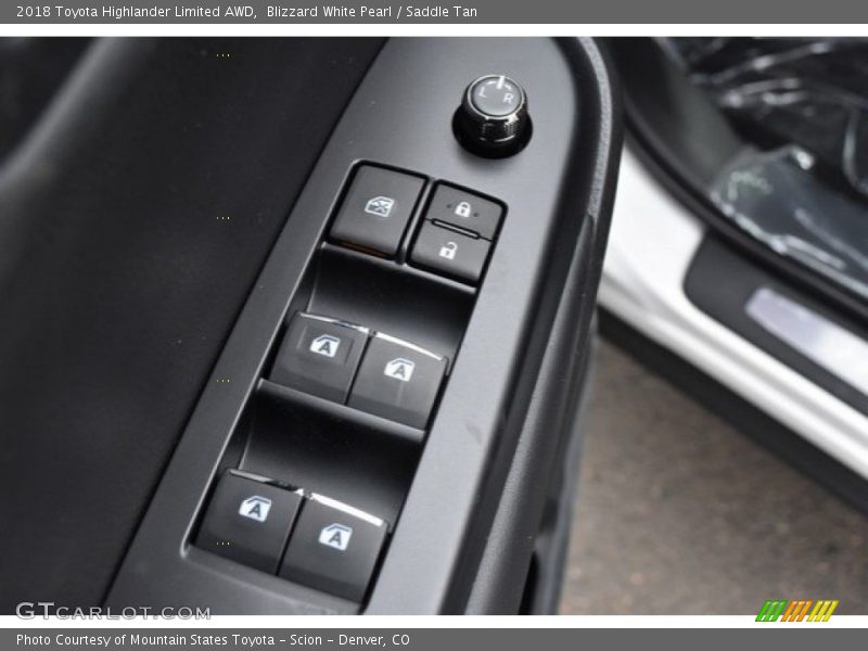 Blizzard White Pearl / Saddle Tan 2018 Toyota Highlander Limited AWD