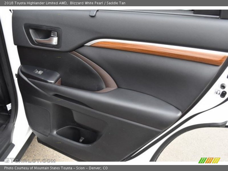 Blizzard White Pearl / Saddle Tan 2018 Toyota Highlander Limited AWD