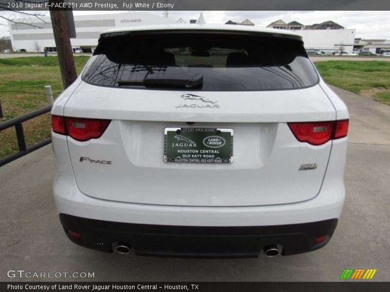 Fuji White / Ebony 2018 Jaguar F-PACE 25t AWD Prestige