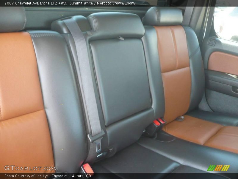 Summit White / Morocco Brown/Ebony 2007 Chevrolet Avalanche LTZ 4WD