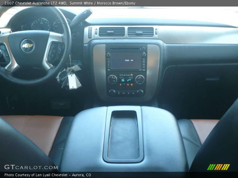 Summit White / Morocco Brown/Ebony 2007 Chevrolet Avalanche LTZ 4WD