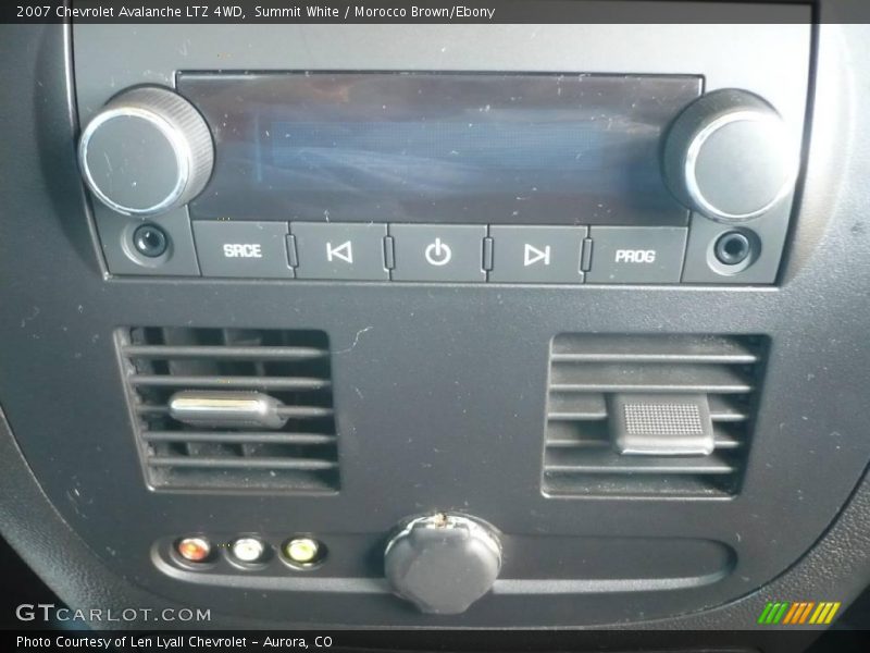 Summit White / Morocco Brown/Ebony 2007 Chevrolet Avalanche LTZ 4WD