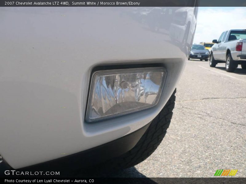 Summit White / Morocco Brown/Ebony 2007 Chevrolet Avalanche LTZ 4WD