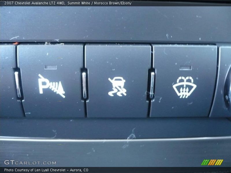 Summit White / Morocco Brown/Ebony 2007 Chevrolet Avalanche LTZ 4WD