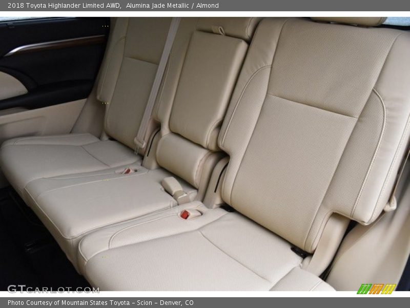Alumina Jade Metallic / Almond 2018 Toyota Highlander Limited AWD