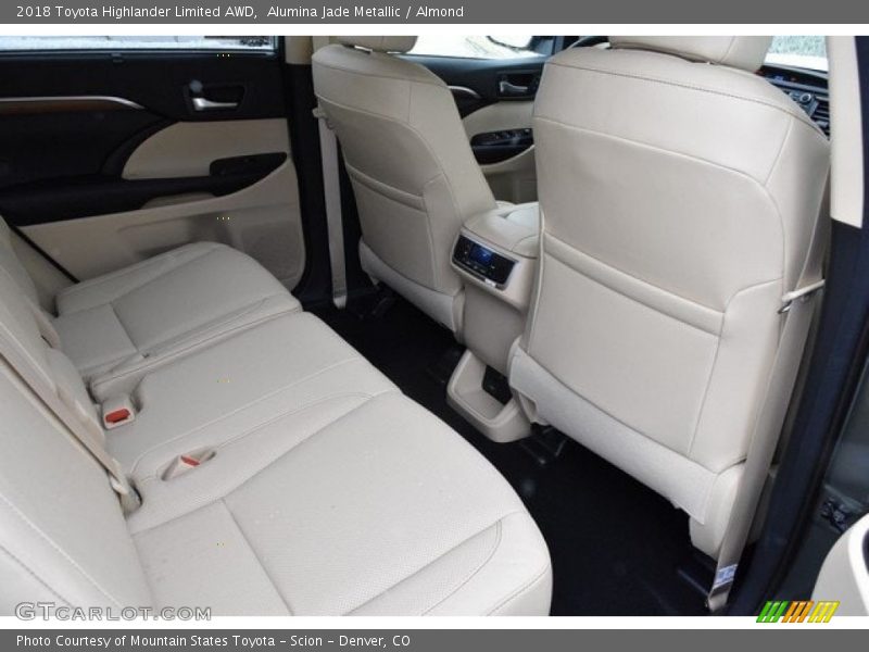 Alumina Jade Metallic / Almond 2018 Toyota Highlander Limited AWD