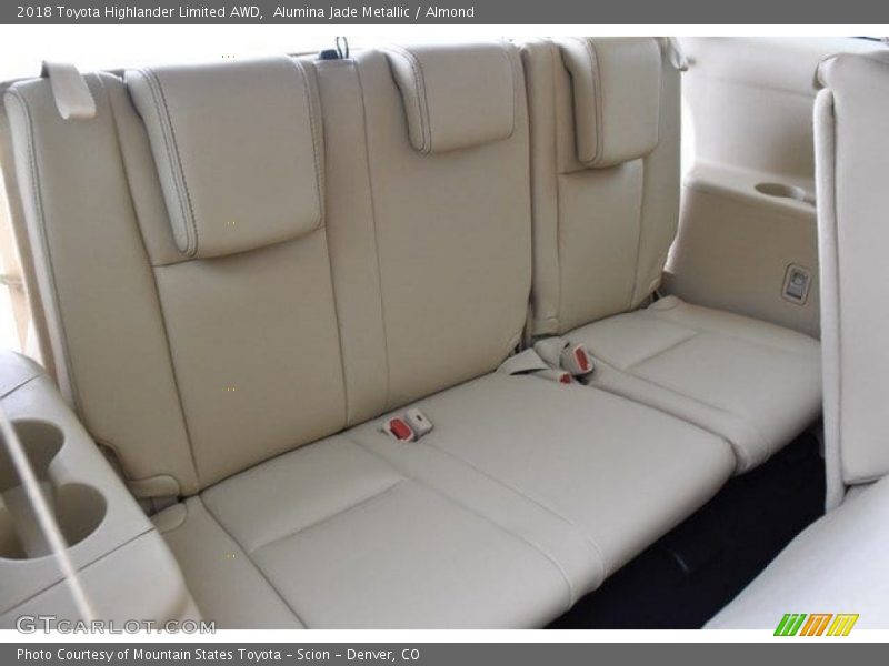 Alumina Jade Metallic / Almond 2018 Toyota Highlander Limited AWD