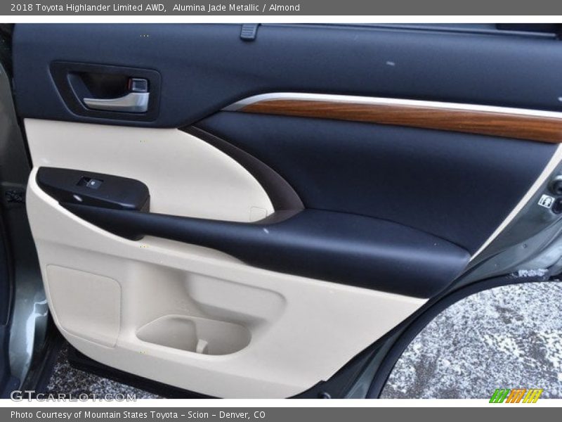 Alumina Jade Metallic / Almond 2018 Toyota Highlander Limited AWD