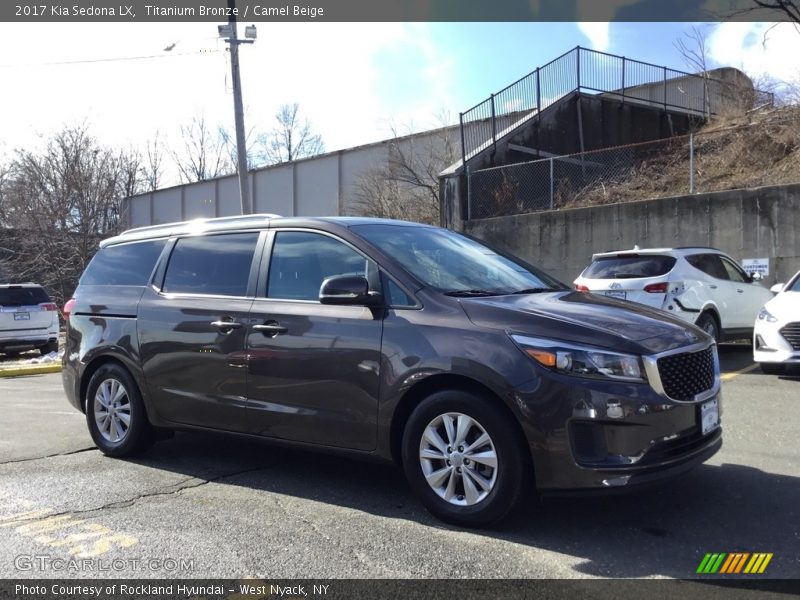 Titanium Bronze / Camel Beige 2017 Kia Sedona LX