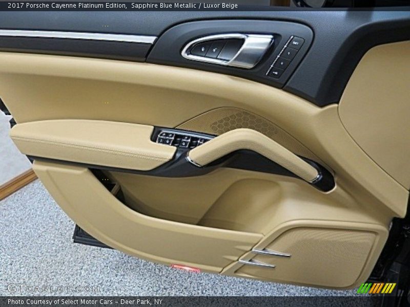 Sapphire Blue Metallic / Luxor Beige 2017 Porsche Cayenne Platinum Edition