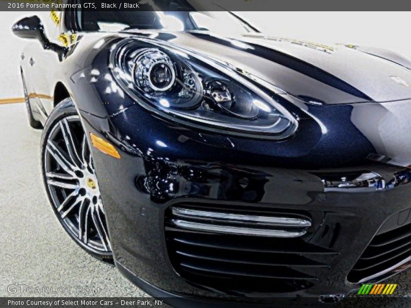 Black / Black 2016 Porsche Panamera GTS