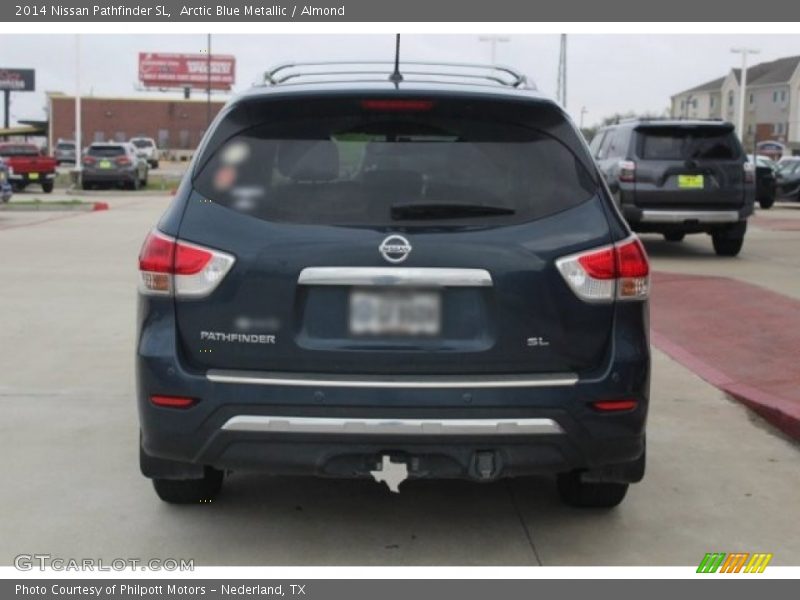 Arctic Blue Metallic / Almond 2014 Nissan Pathfinder SL