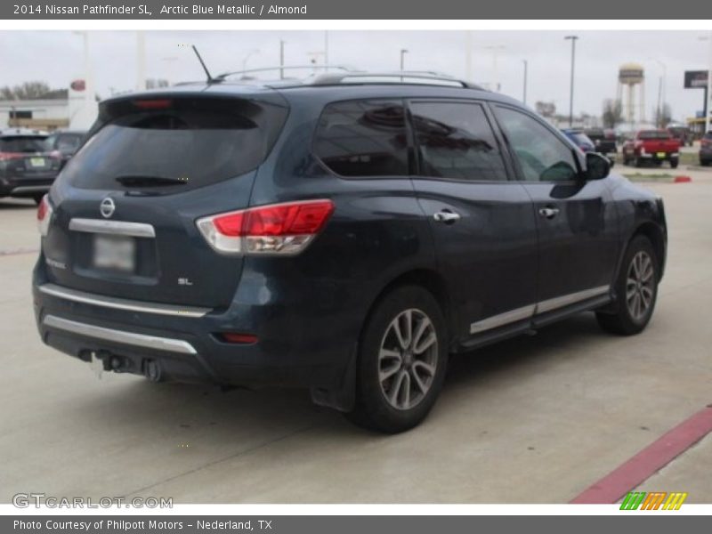 Arctic Blue Metallic / Almond 2014 Nissan Pathfinder SL