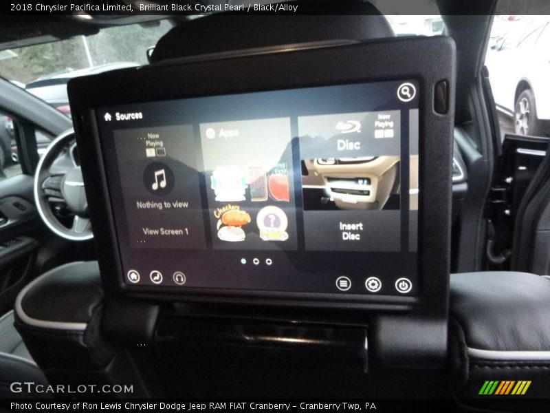 Brilliant Black Crystal Pearl / Black/Alloy 2018 Chrysler Pacifica Limited
