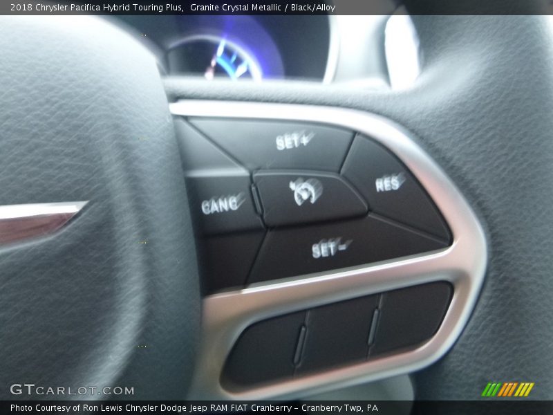 Granite Crystal Metallic / Black/Alloy 2018 Chrysler Pacifica Hybrid Touring Plus