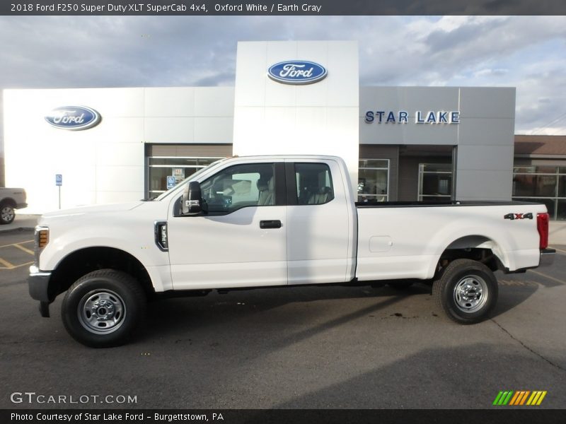 Oxford White / Earth Gray 2018 Ford F250 Super Duty XLT SuperCab 4x4