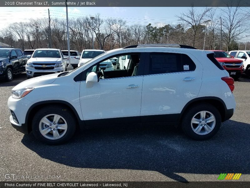 Summit White / Jet Black 2018 Chevrolet Trax LT