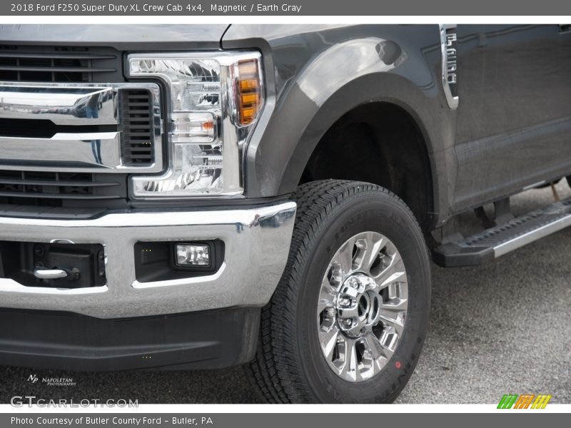 Magnetic / Earth Gray 2018 Ford F250 Super Duty XL Crew Cab 4x4