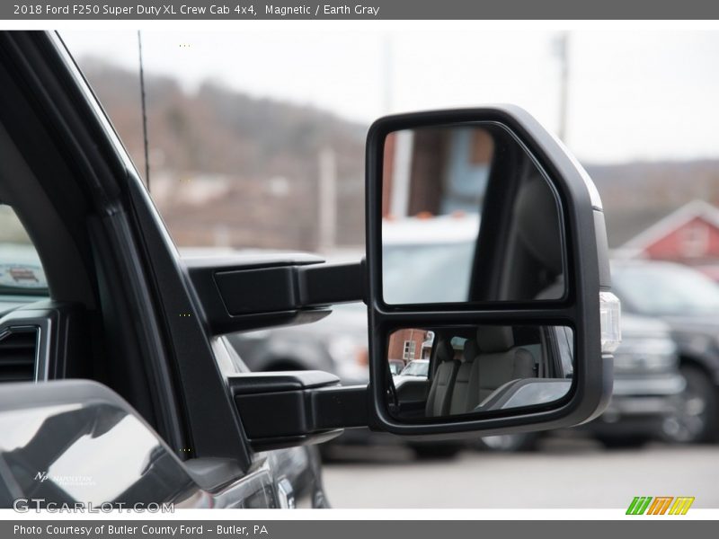 Magnetic / Earth Gray 2018 Ford F250 Super Duty XL Crew Cab 4x4