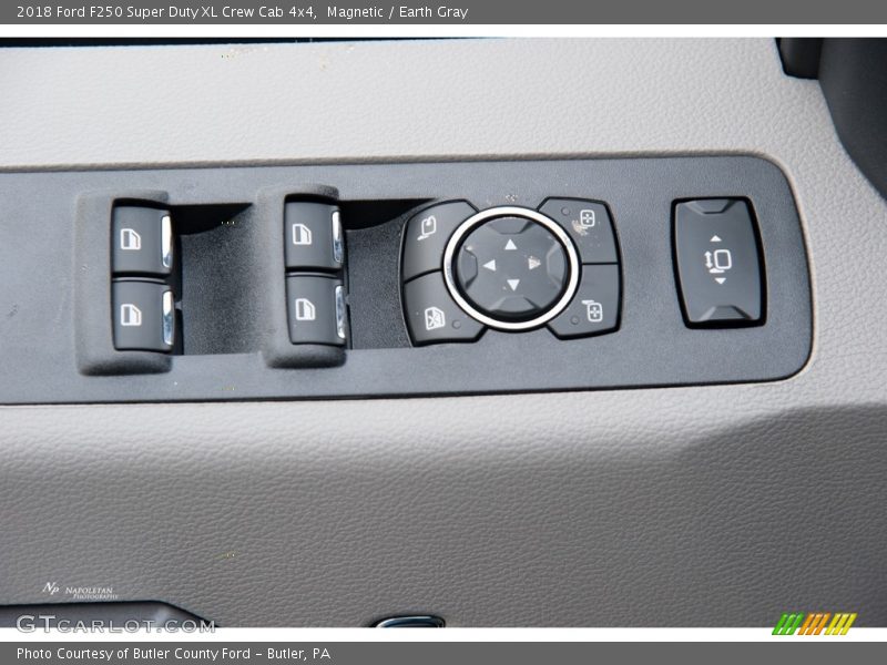 Magnetic / Earth Gray 2018 Ford F250 Super Duty XL Crew Cab 4x4