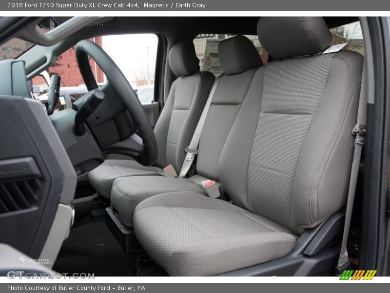 Magnetic / Earth Gray 2018 Ford F250 Super Duty XL Crew Cab 4x4