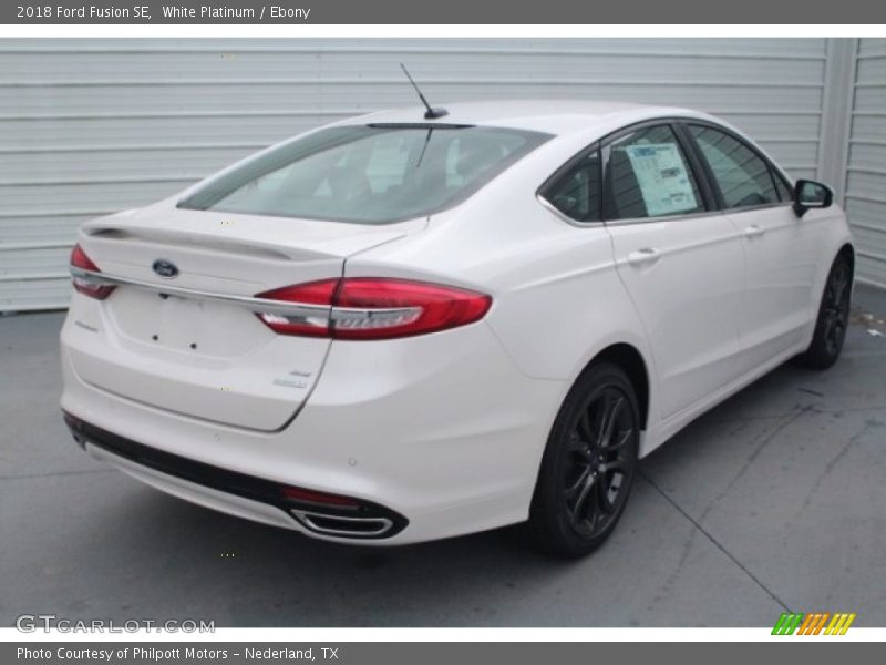 White Platinum / Ebony 2018 Ford Fusion SE