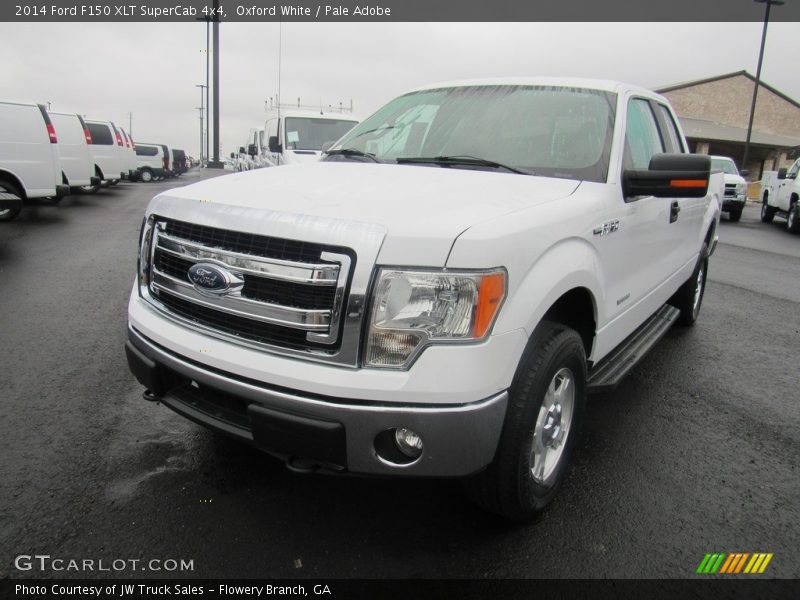 Oxford White / Pale Adobe 2014 Ford F150 XLT SuperCab 4x4