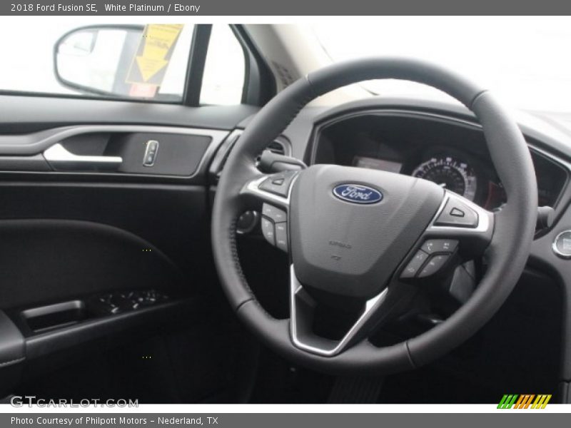 White Platinum / Ebony 2018 Ford Fusion SE