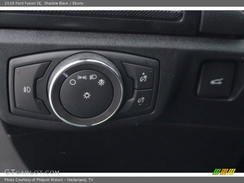 Shadow Black / Ebony 2018 Ford Fusion SE