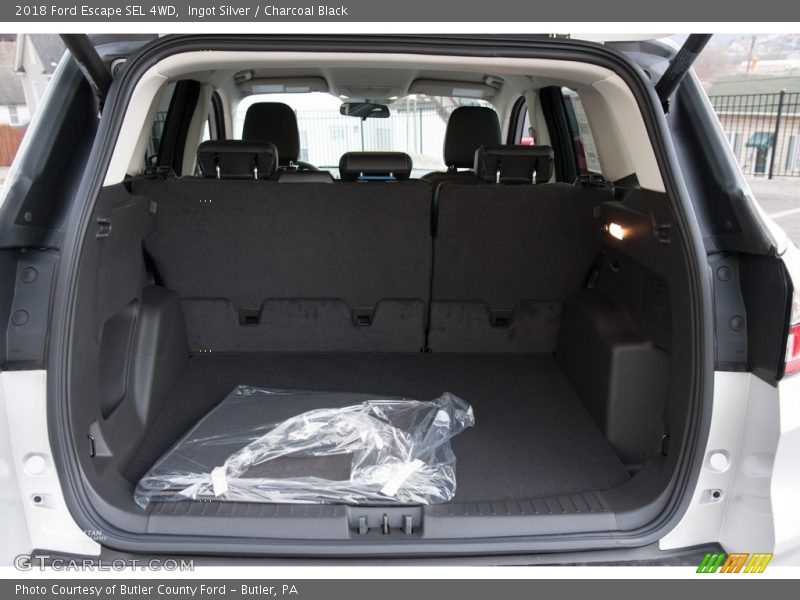 Ingot Silver / Charcoal Black 2018 Ford Escape SEL 4WD