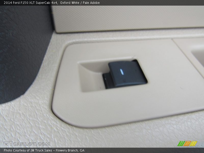Oxford White / Pale Adobe 2014 Ford F150 XLT SuperCab 4x4