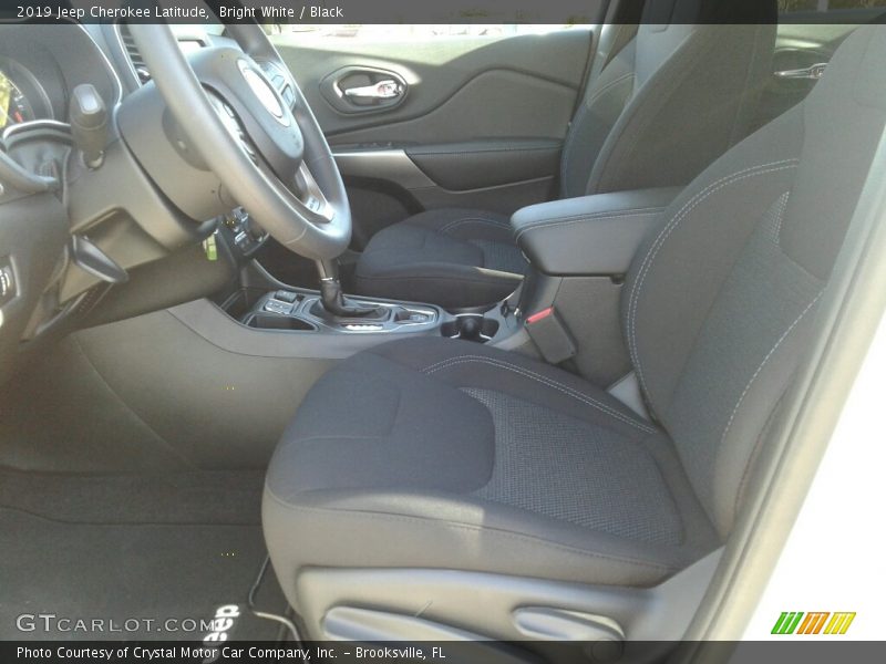 Bright White / Black 2019 Jeep Cherokee Latitude