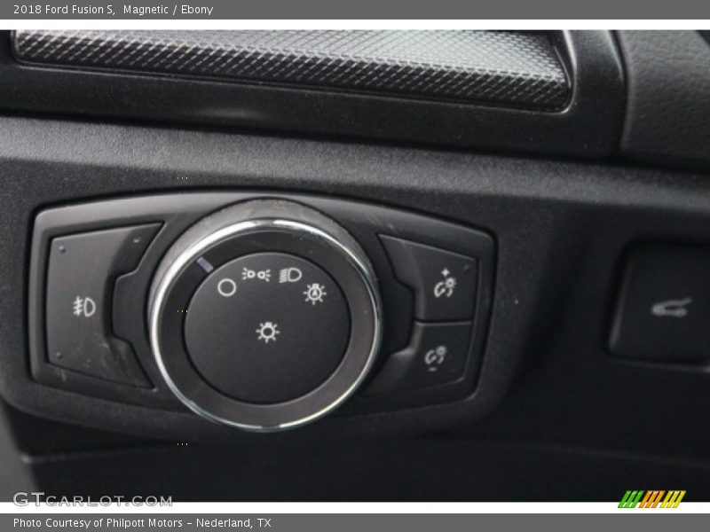 Magnetic / Ebony 2018 Ford Fusion S