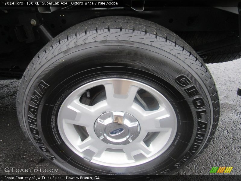 Oxford White / Pale Adobe 2014 Ford F150 XLT SuperCab 4x4