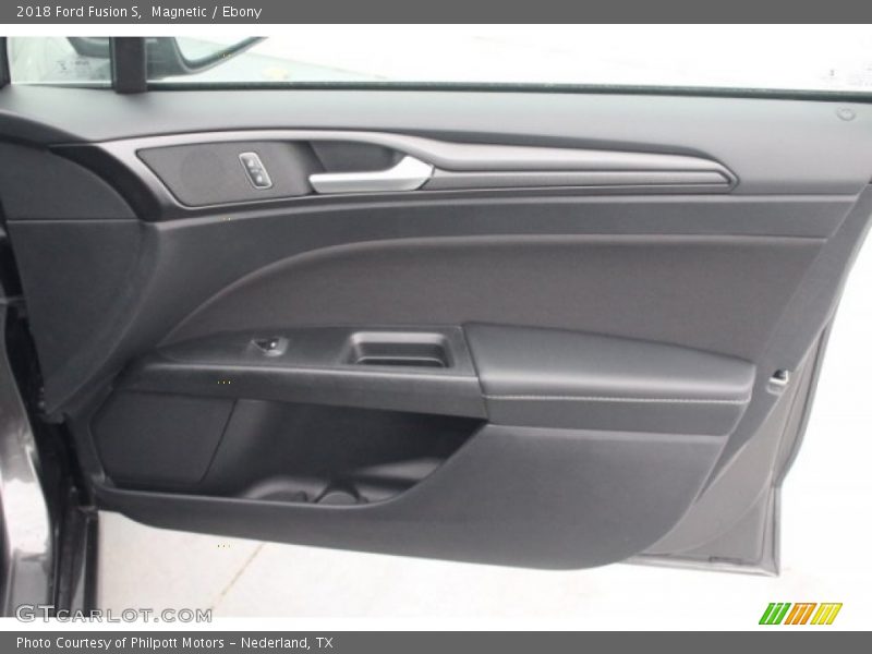 Magnetic / Ebony 2018 Ford Fusion S