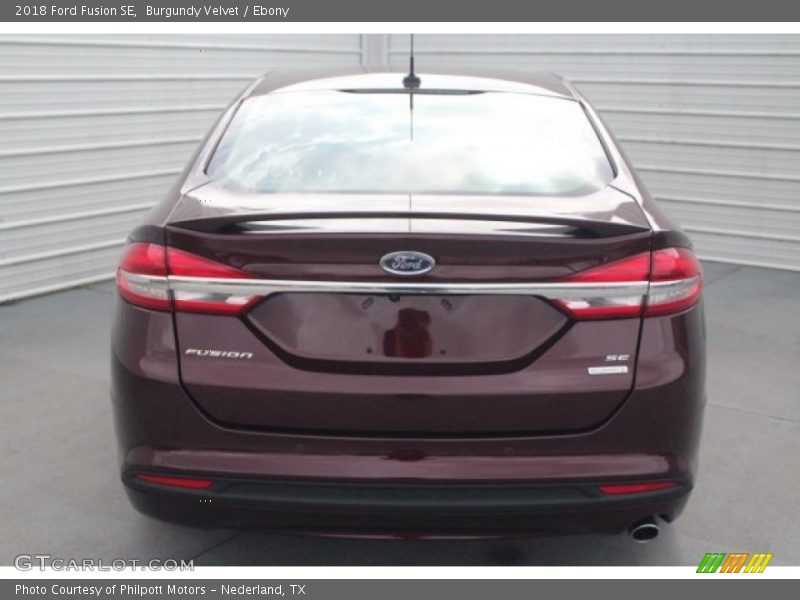 Burgundy Velvet / Ebony 2018 Ford Fusion SE
