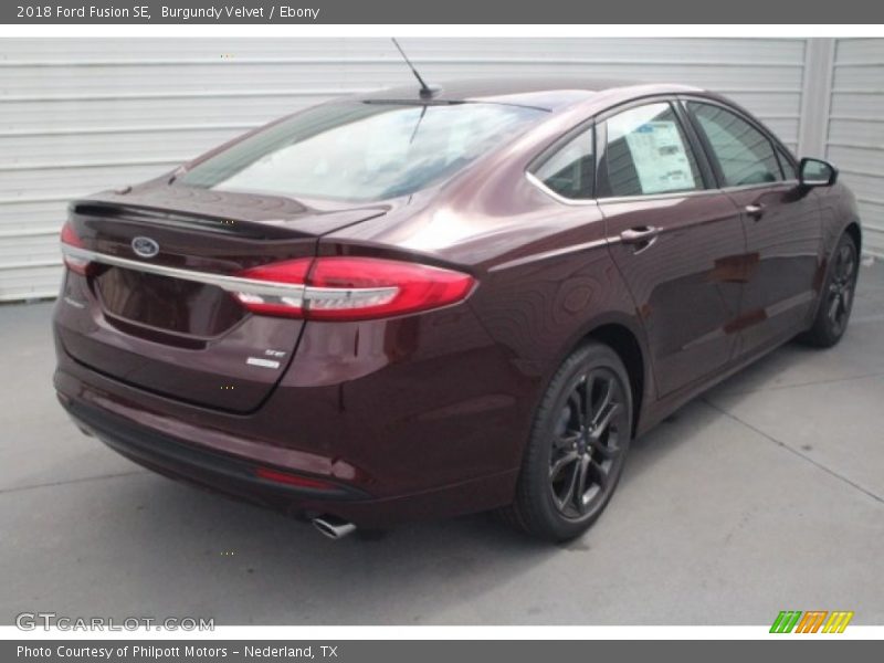 Burgundy Velvet / Ebony 2018 Ford Fusion SE