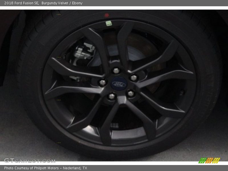 Burgundy Velvet / Ebony 2018 Ford Fusion SE