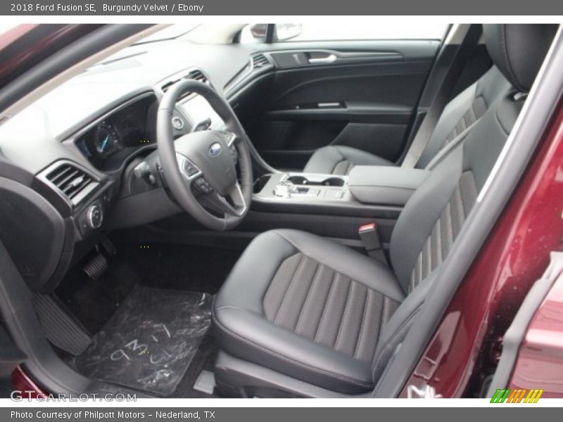 Burgundy Velvet / Ebony 2018 Ford Fusion SE