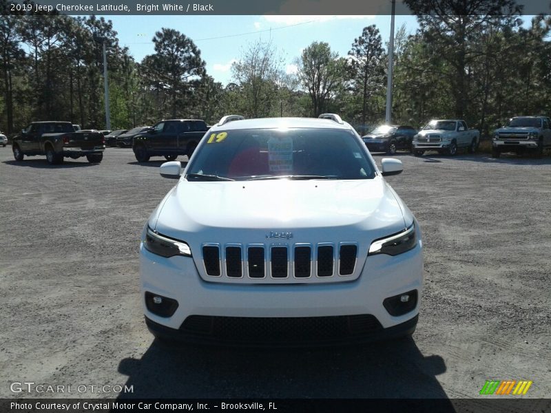 Bright White / Black 2019 Jeep Cherokee Latitude