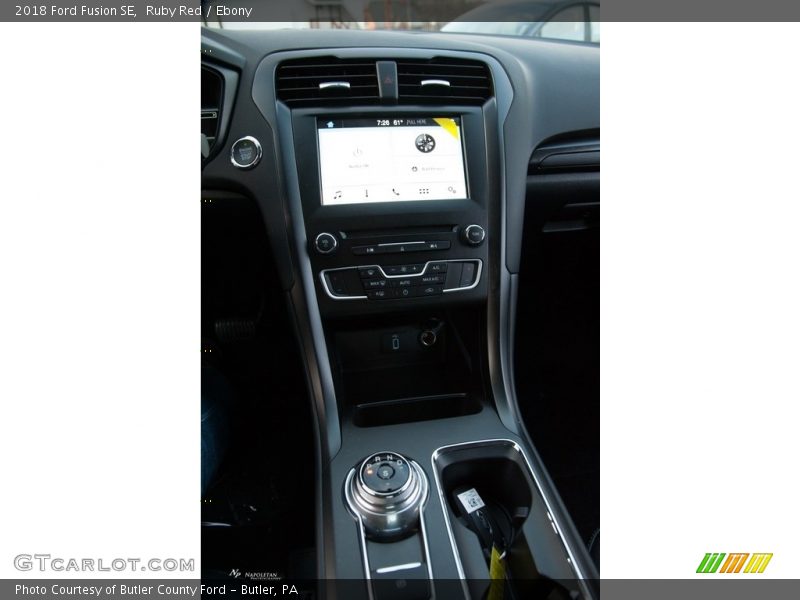 Ruby Red / Ebony 2018 Ford Fusion SE