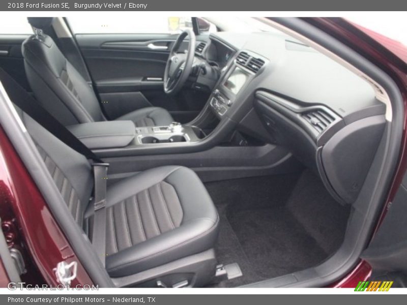 Burgundy Velvet / Ebony 2018 Ford Fusion SE