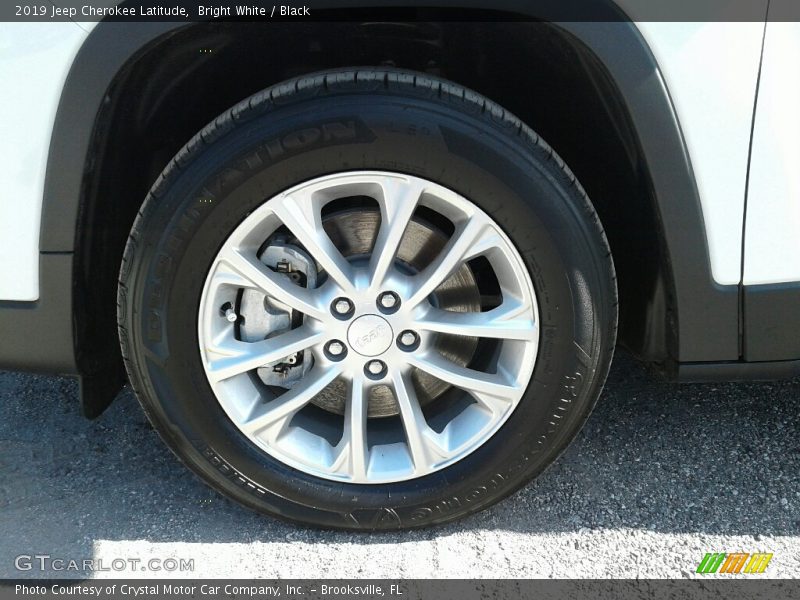 Bright White / Black 2019 Jeep Cherokee Latitude