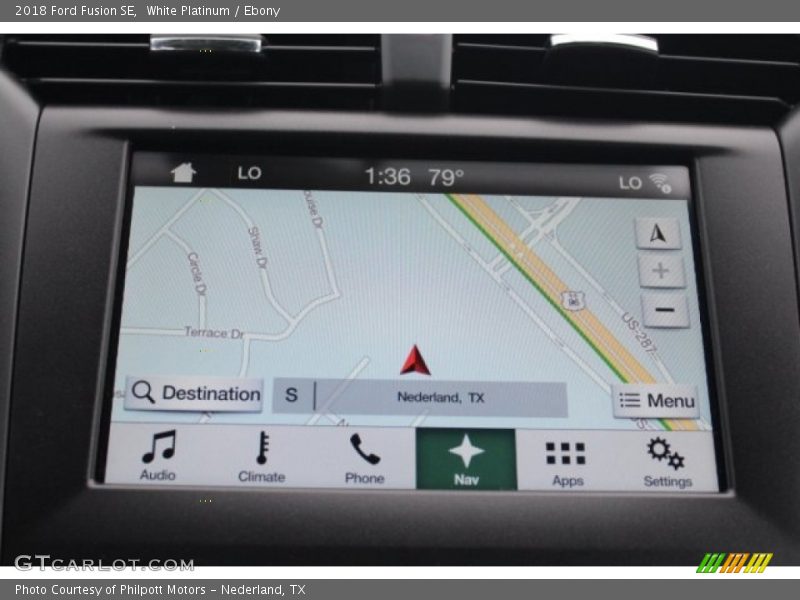 White Platinum / Ebony 2018 Ford Fusion SE